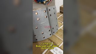 1-47170324-0 Sepatu Rem Depan 1471703240 Cocok untuk ISUZU CXZ