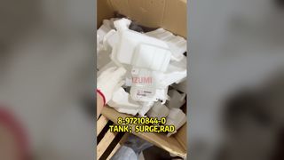 8-97210844-0 8-98178177-0 Tangki Surge Radiator 8972108440 8981781770 untuk ISUZU NKR NPR 4HE1 4JB1