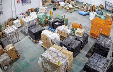 Izumi International Supply Chain Management (guangzhou) Co., Ltd. lini produksi pabrikan