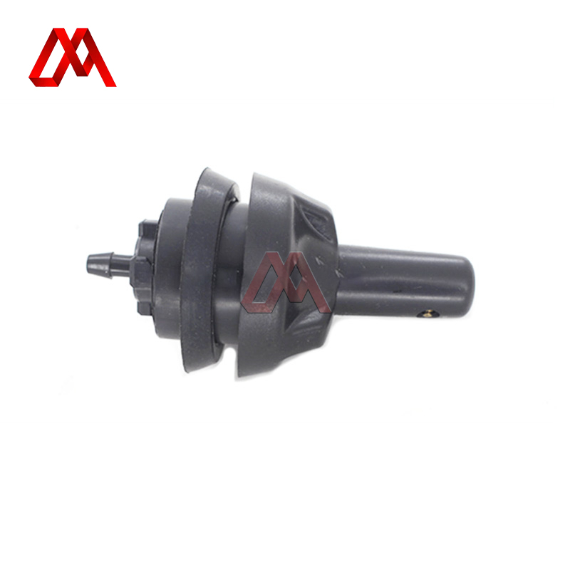8-98029139-0 8980291390 Windshield Wiper Spray Nozzle for ISUZU 700P 4HK1 Truck
